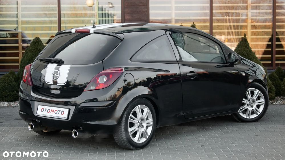 Opel Corsa 1.4 16V Edition 150 - 7
