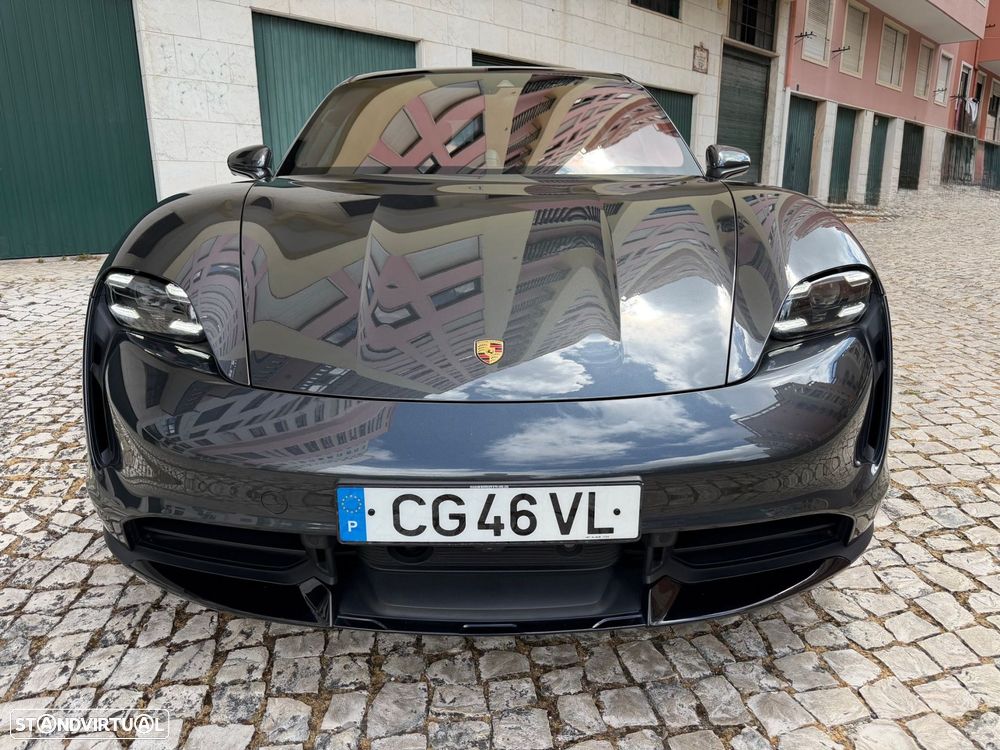 Porsche Taycan Cross Turismo Turbo - 2