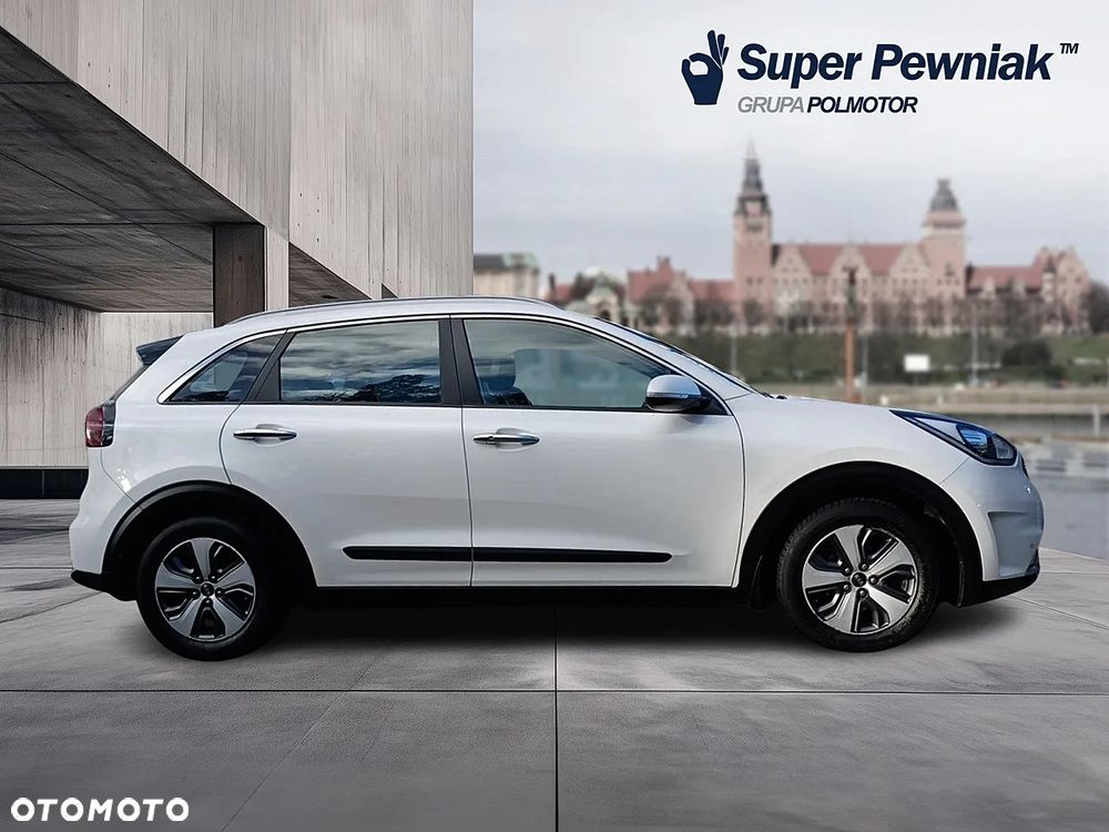 Kia Niro 1.6 GDI Hybrid L - 6