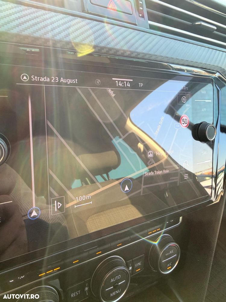 Volkswagen Passat 2.0 TDI DSG Comfortline - 19