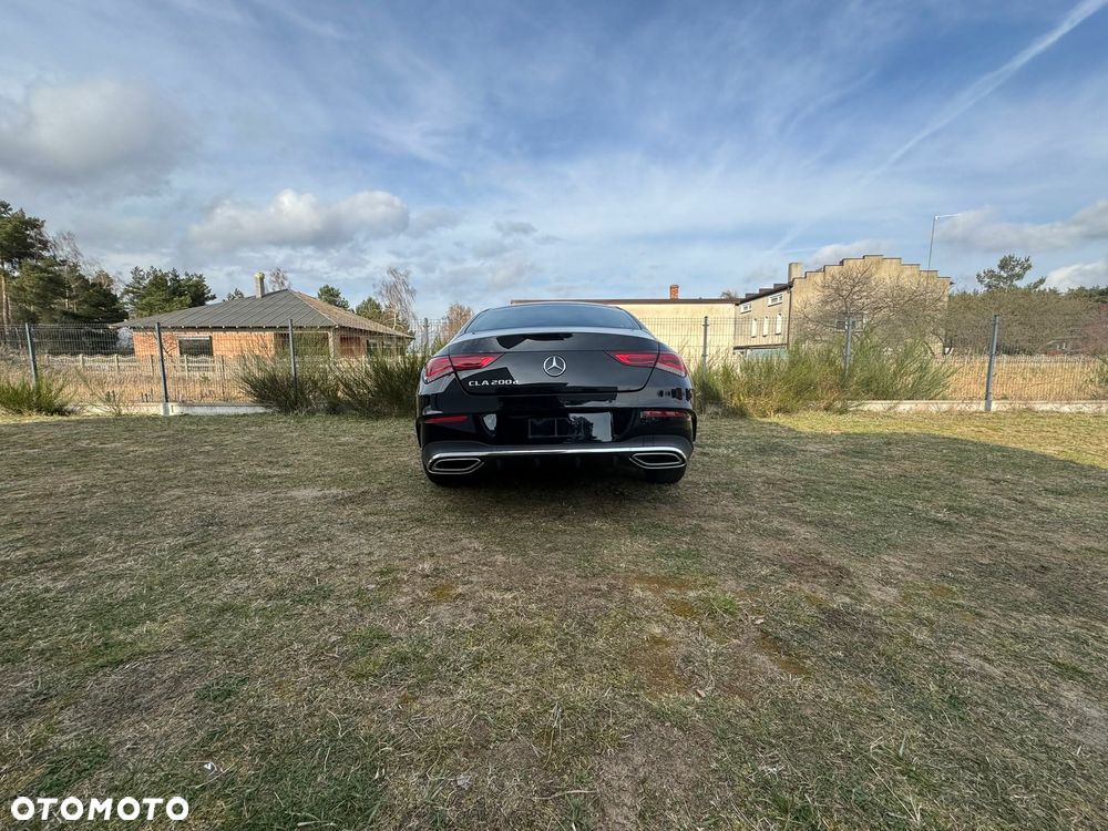 Mercedes-Benz CLA 200 d 8G-DCT AMG Line - 4