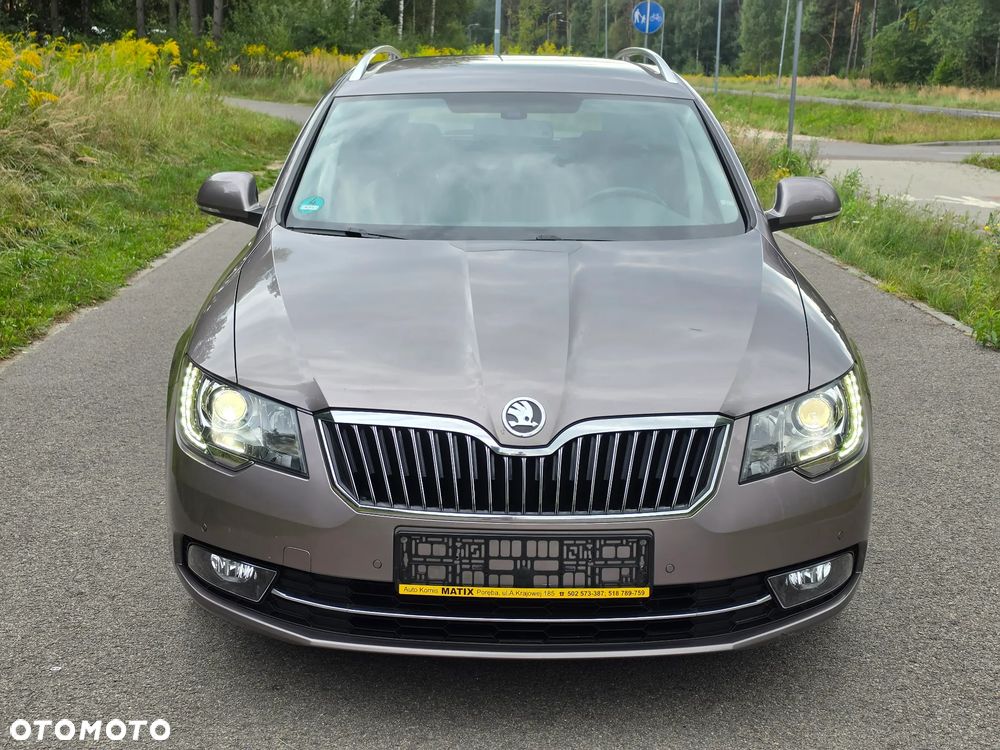 Skoda Superb 2.0 TSI DSG Elegance - 10