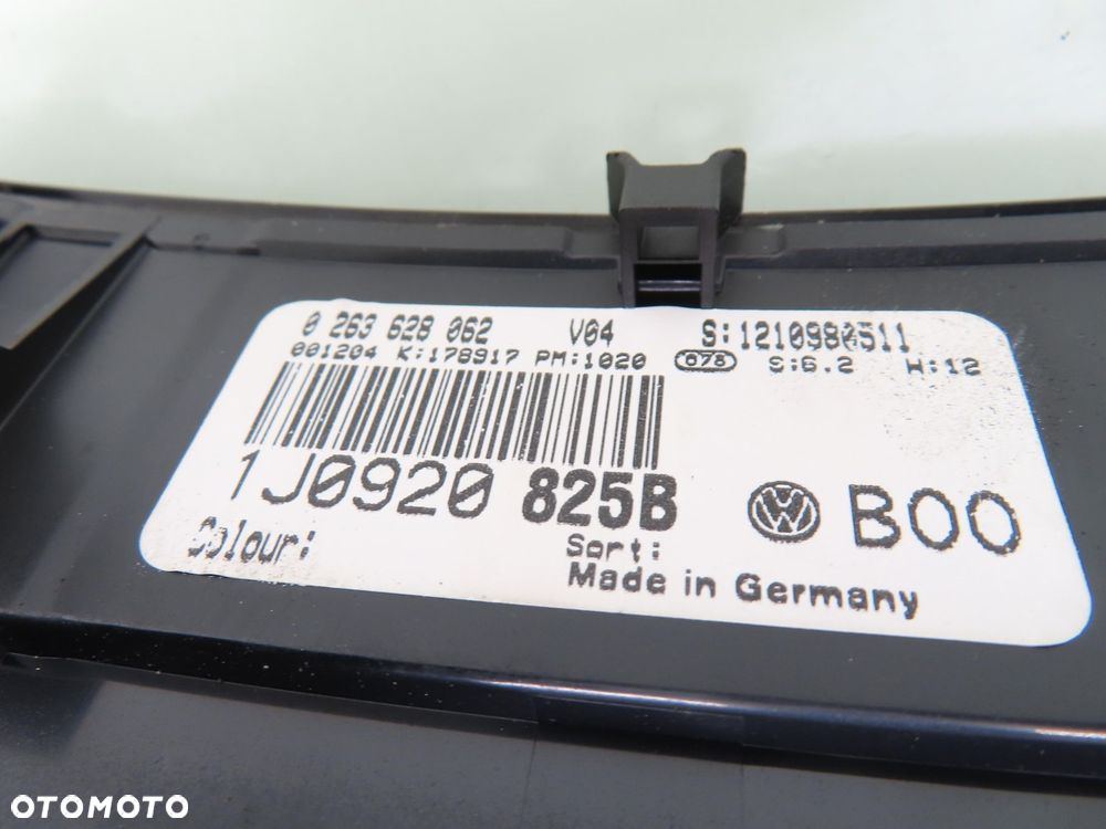 LICZNIK VW GOLF IV 1.9 TDI 1J0920825B - 2