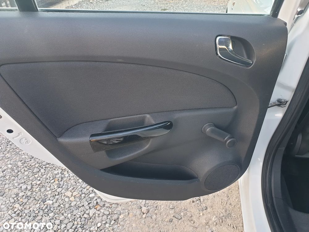 Opel Corsa 1.4 16V Energy - 15