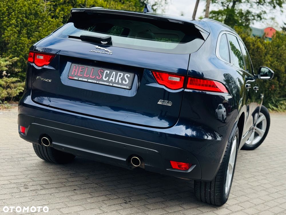 Jaguar F-Pace 25t AWD Prestige - 10