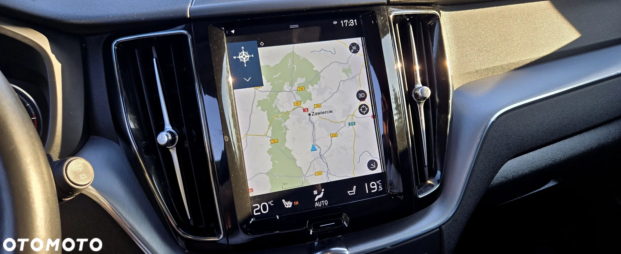 Volvo XC 60 D4 Momentum Pro - 28
