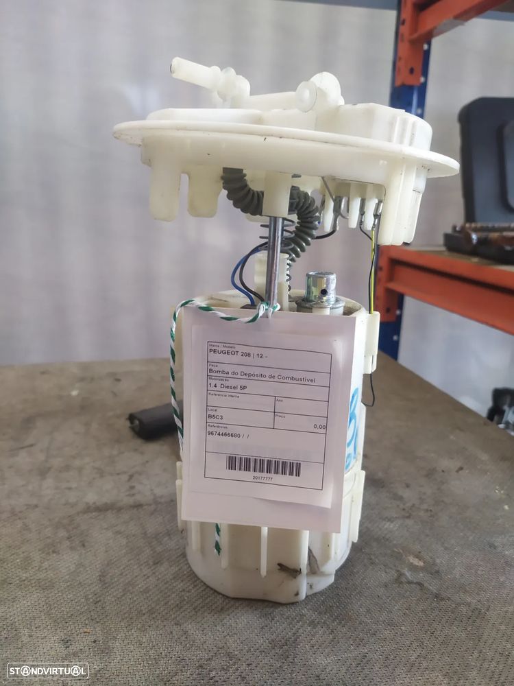 BOMBA DE COMBUSTIVEL PEUGEOT 208 / 9674466680 - 1
