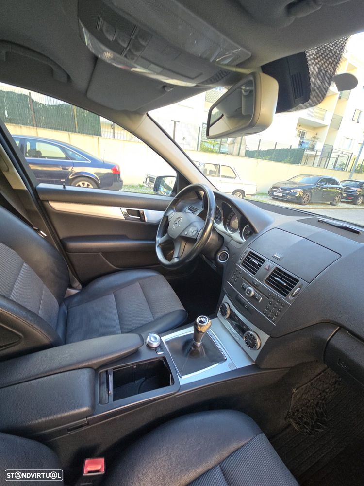 Mercedes-Benz C 250 CDi Avantgarde BlueEfficiency - 22
