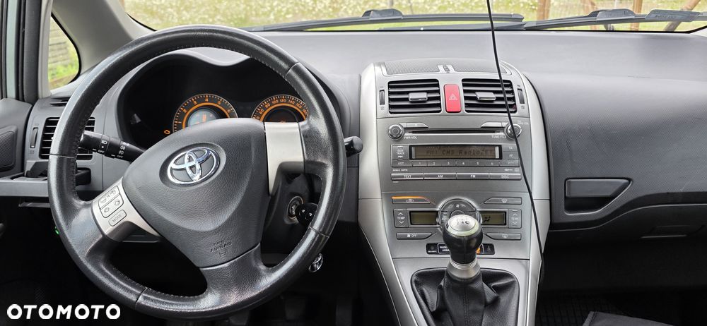 Toyota Auris 1.6 VVT-i Sol - 9