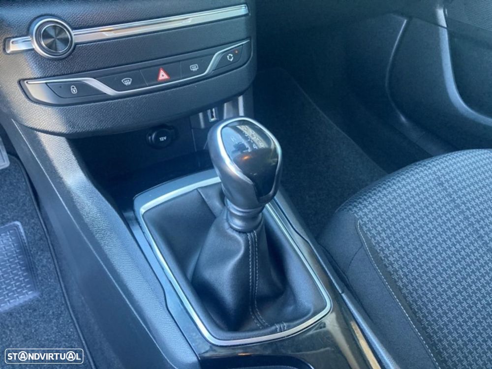 Peugeot 308 1.5 BlueHDi Active Pack - 21