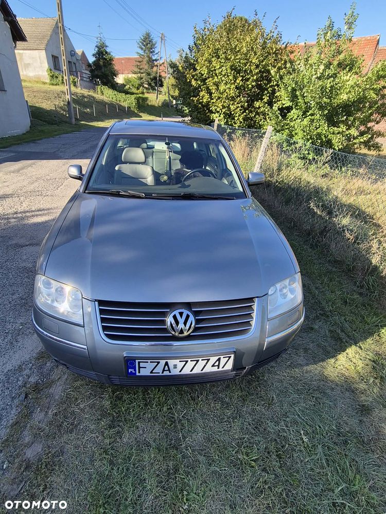 Volkswagen Passat 1.9 TDI 4Mot Basis - 2