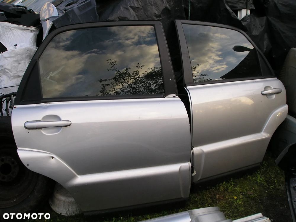 Kia Sportage II 04-10r drzwi 9S lewy prawy przód tył - 8