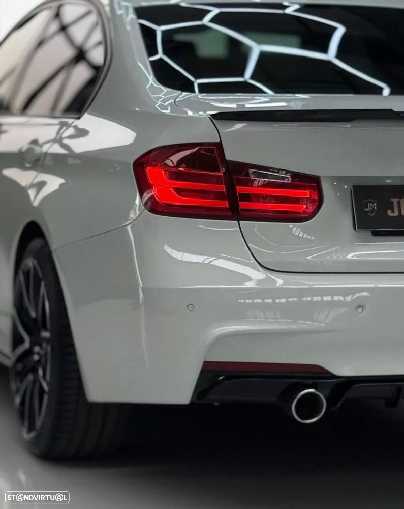 BMW 320 - 19