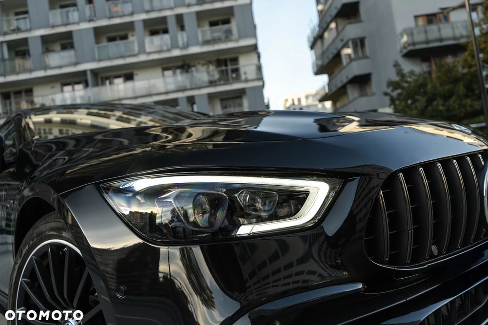 Mercedes-Benz AMG GT 53 4Matic+ 4D Speedshift TCT 9G - 10