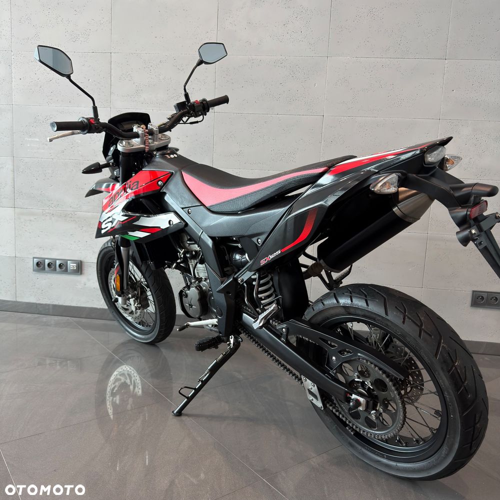 Aprilia SX - 16