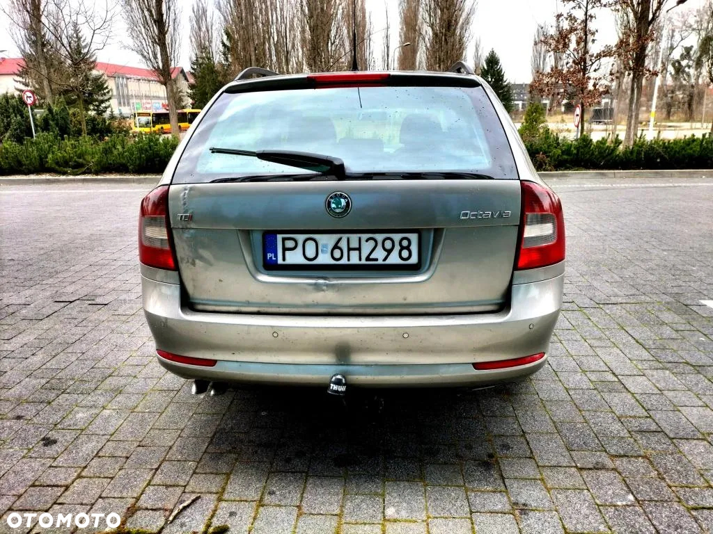 Skoda Octavia 2.0 TDI Ambiente - 8