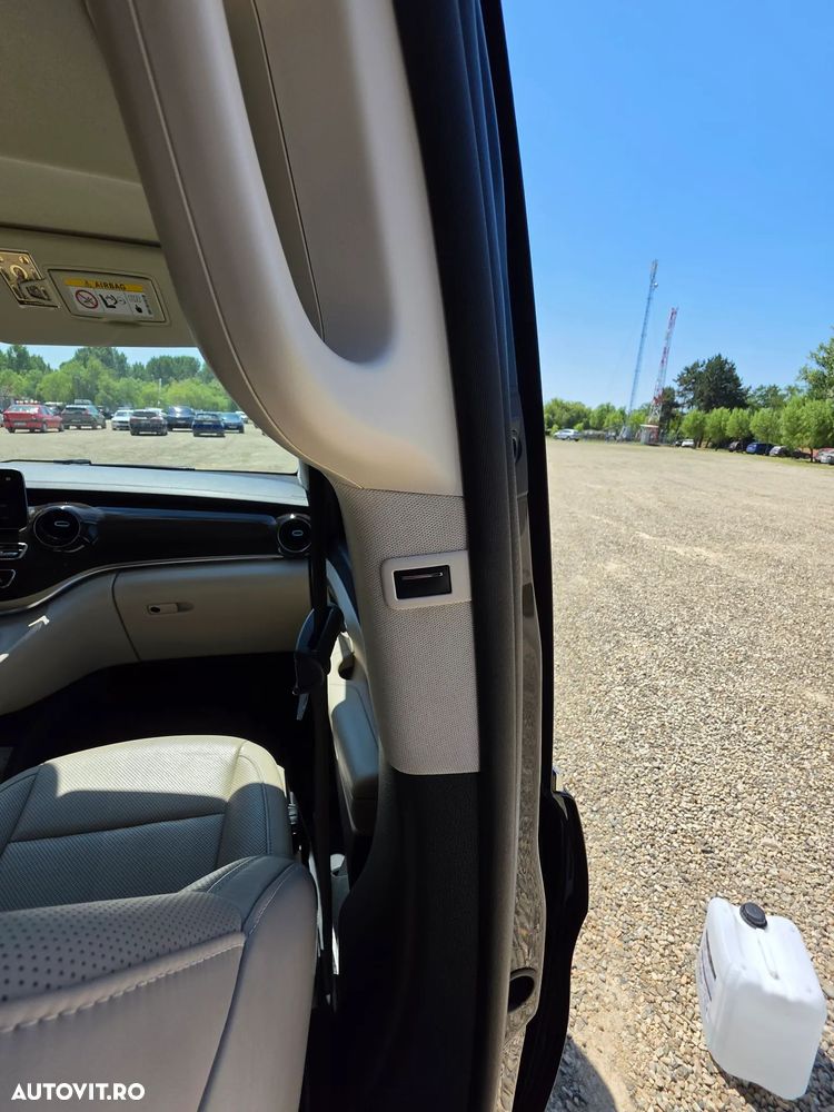 Mercedes-Benz V 250 d Lang 4Matic 9G-TRONIC Special Edition Avantgarde - 10