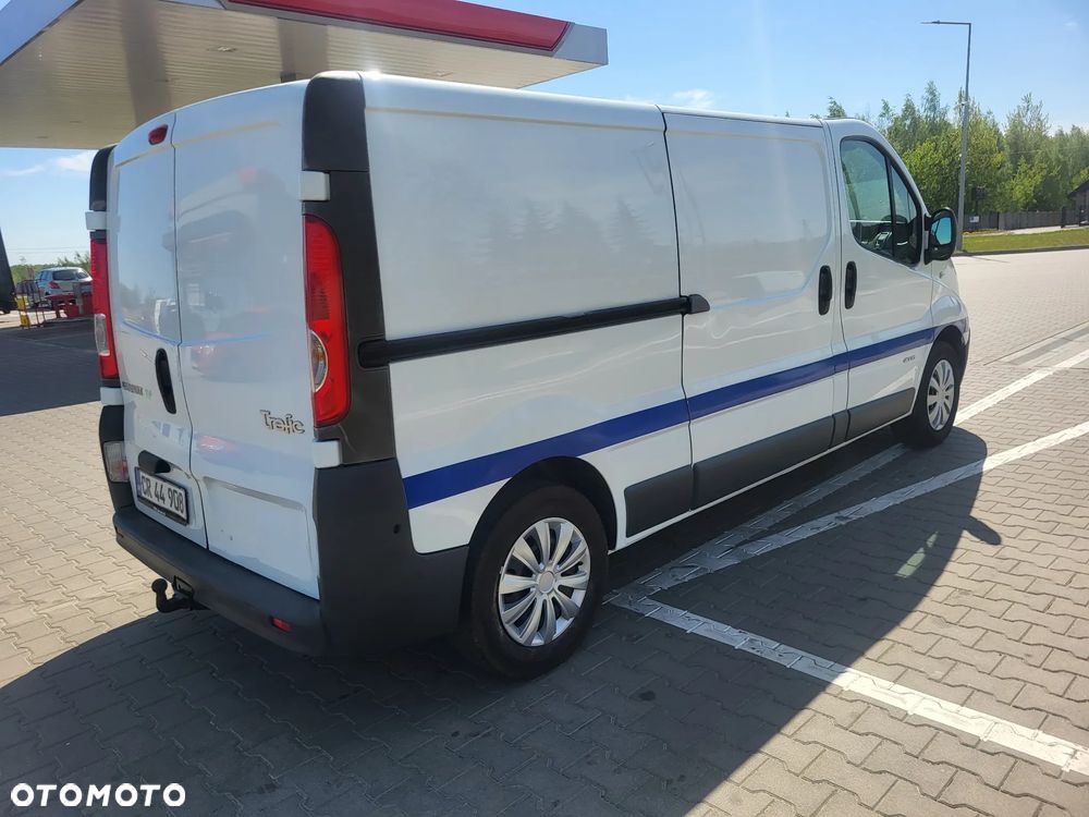 Renault Trafic - 13