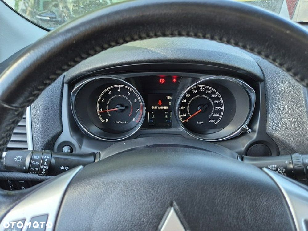 Mitsubishi ASX - 19