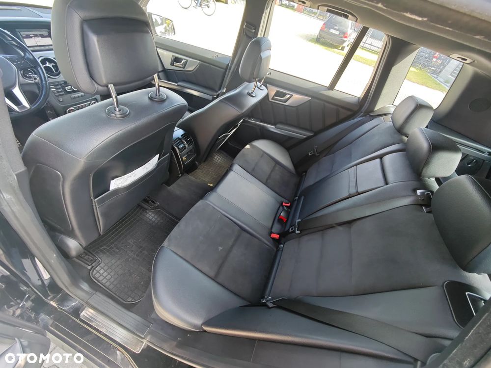 Mercedes-Benz GLK - 12