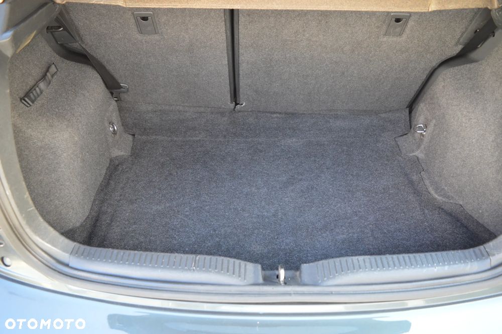 Toyota Auris 1.4 D-4D Premium - 12