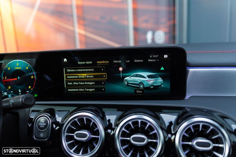 Mercedes-Benz CLA 220 d Shooting Brake AMG Line Aut. - 16