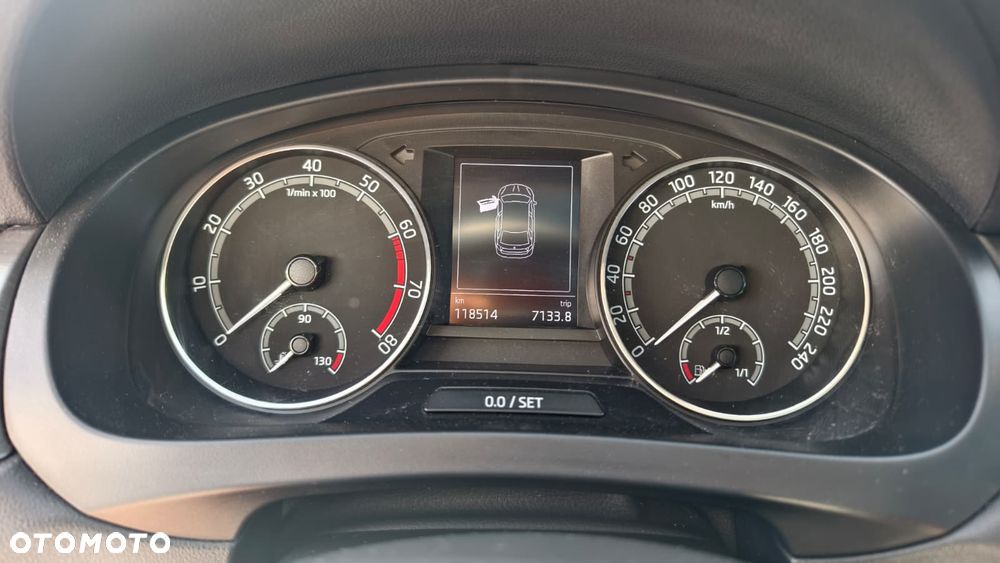 Skoda RAPID Spb 1.0 TSI Style - 13
