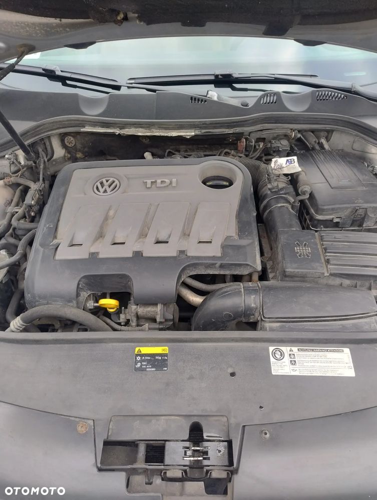 Volkswagen Passat 2.0 TDI Highline DSG - 7