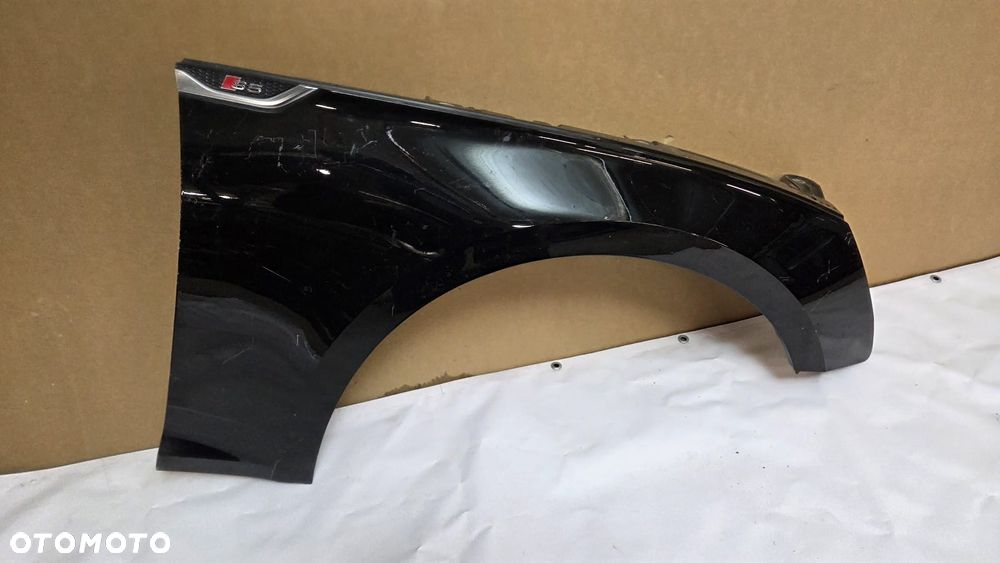 Idealny błotnik lewy przód Audi A5 8W6 - 2