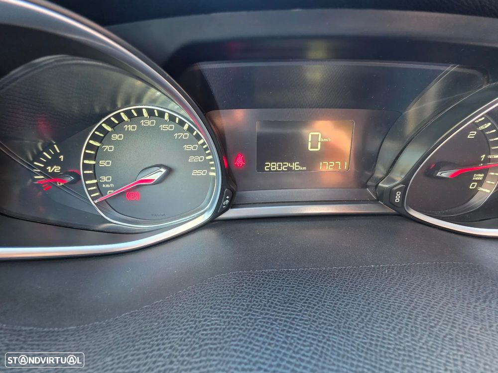 Peugeot 308 SW 1.6 BlueHDi Allure J17 - 11