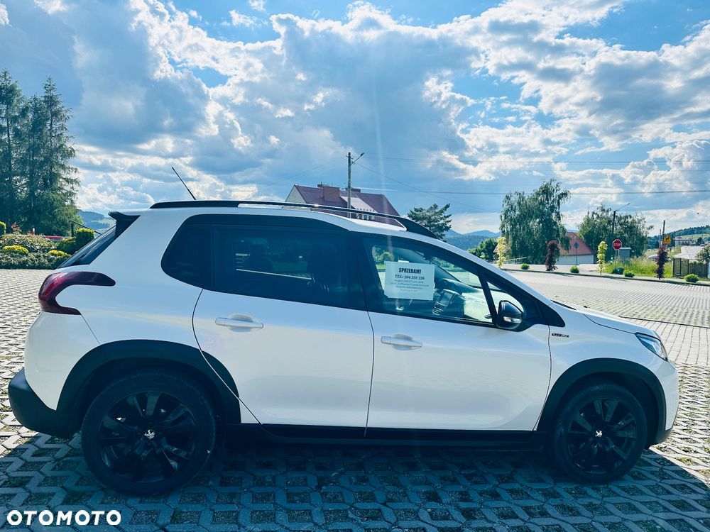 Peugeot 2008 1.2 Pure Tech GPF Allure S&S EAT6 - 24