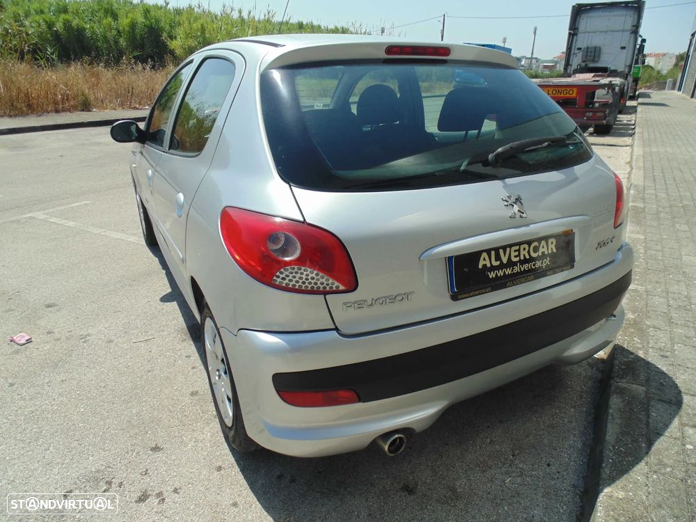 Peugeot 206+ 1.1 Trendy - 12