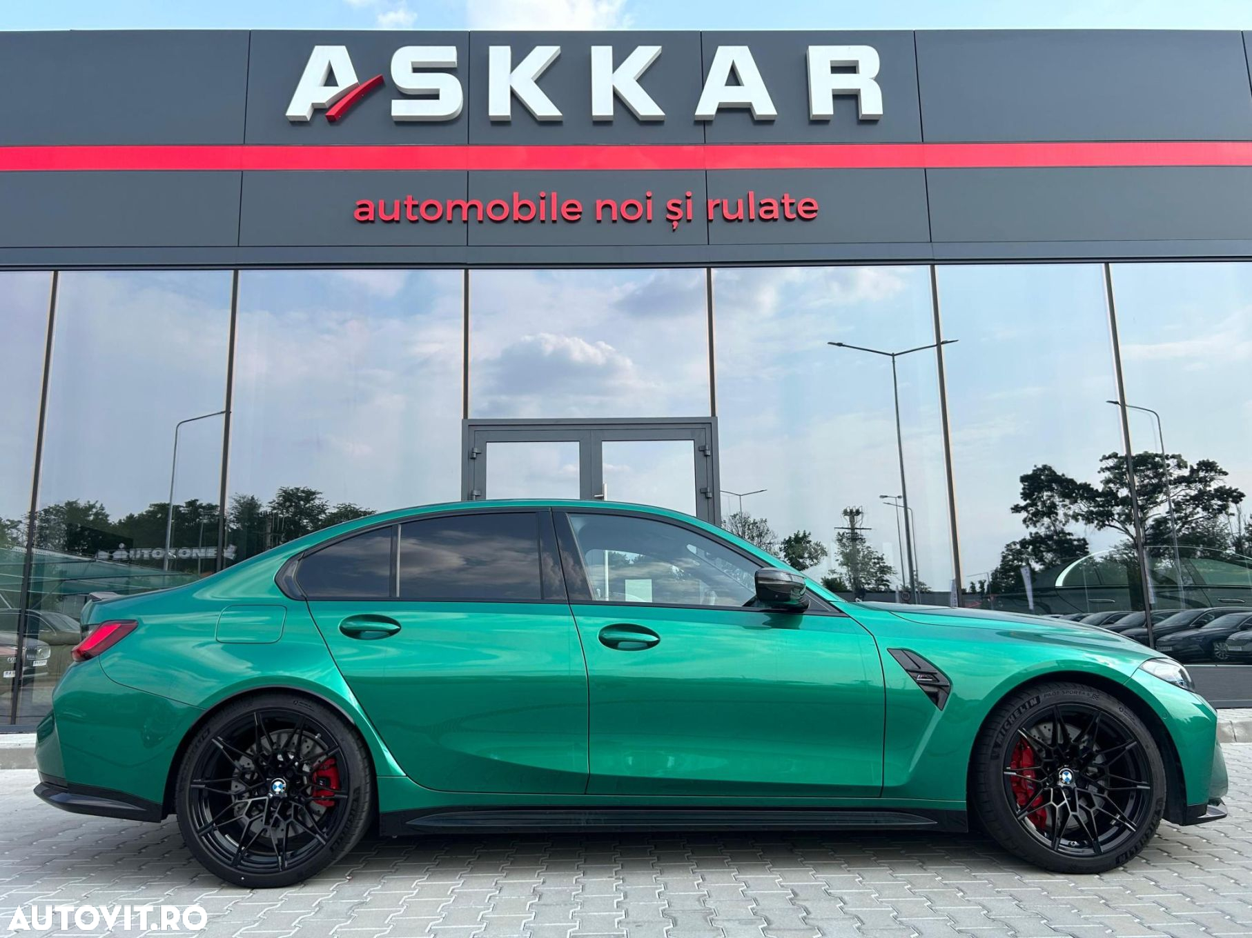 BMW M3 Competition M xDrive - 4