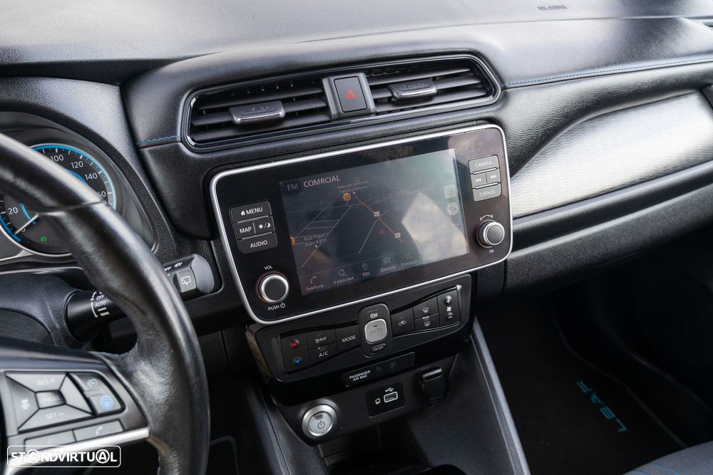 Nissan Leaf N-Connecta - 17