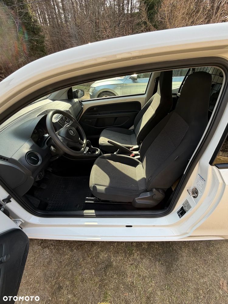 Volkswagen up! 1.0 Take - 9