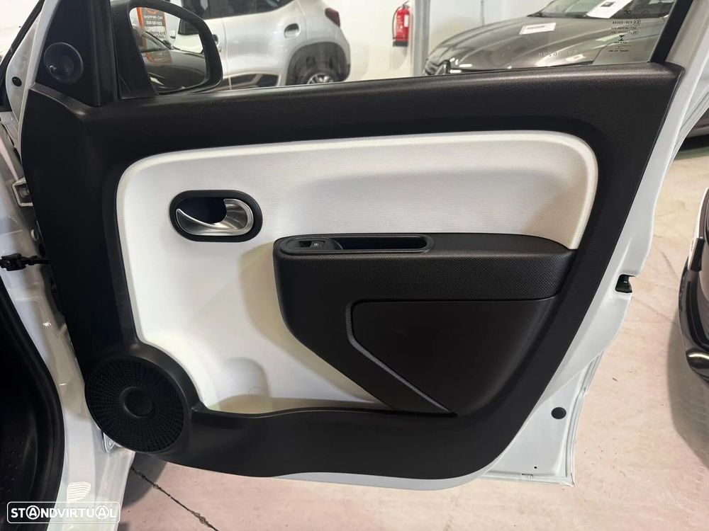 Renault Twingo SCe 70 S&S Intens - 29