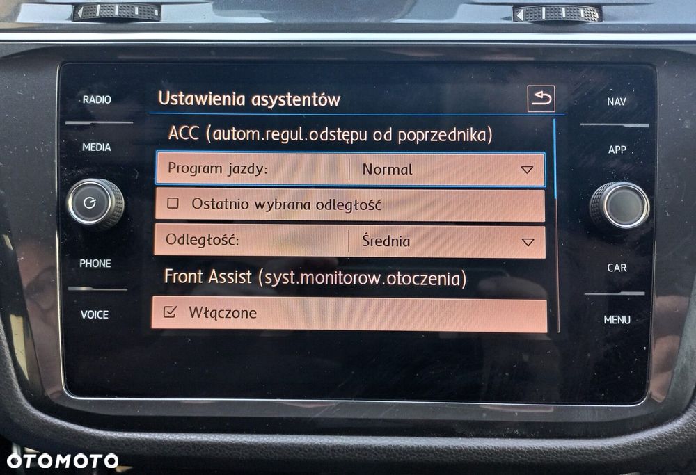 Volkswagen Tiguan - 18