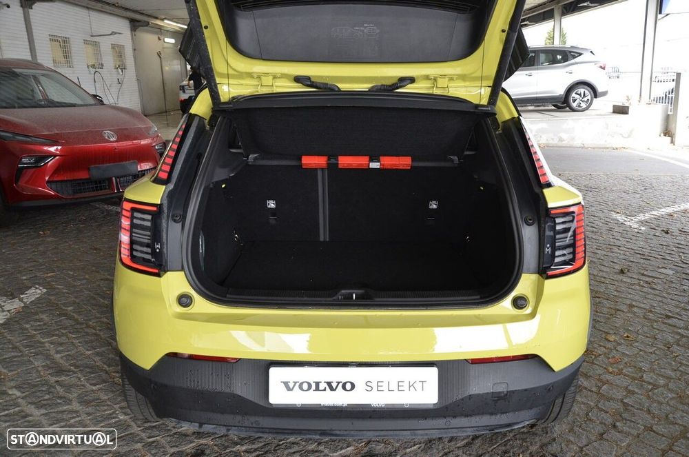 Volvo EX30 69 kWh Single Motor Extended Range Ultra - 8