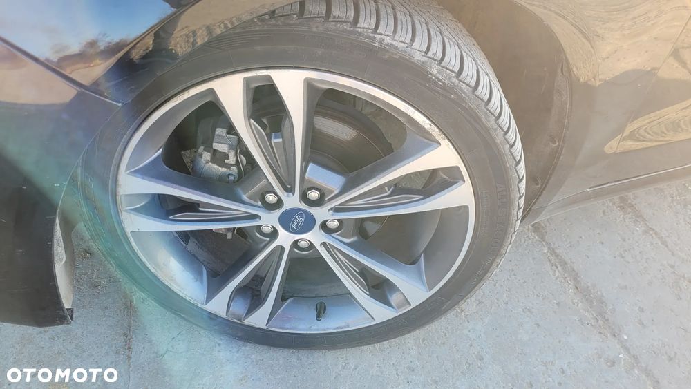 Ford Fusion 2.0 EcoBoost Titanium - 8