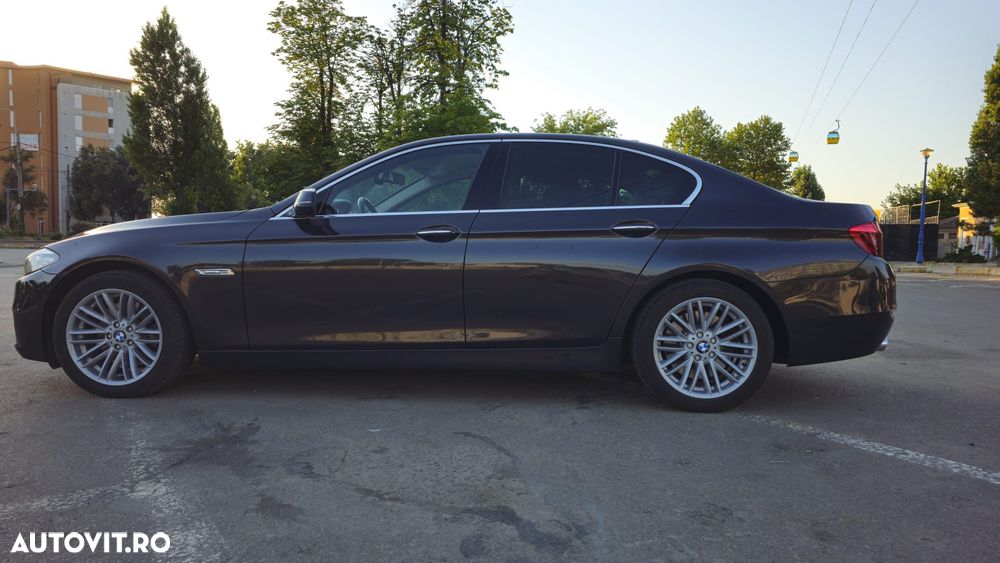 BMW Seria 5 530d Aut. Luxury Line - 3