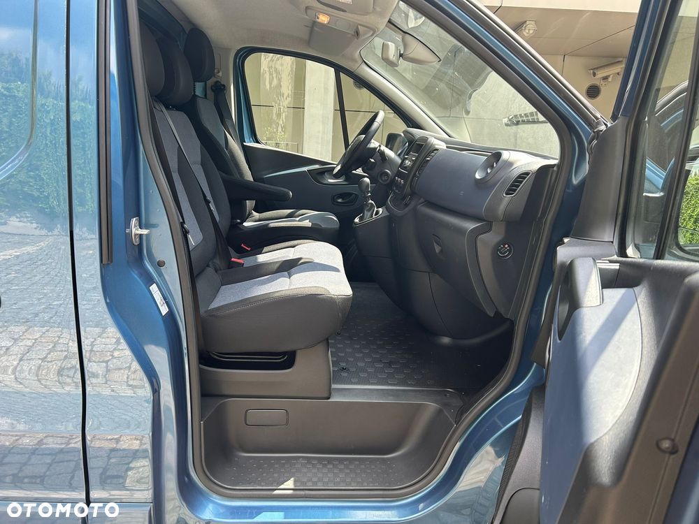 Opel Vivaro - 18