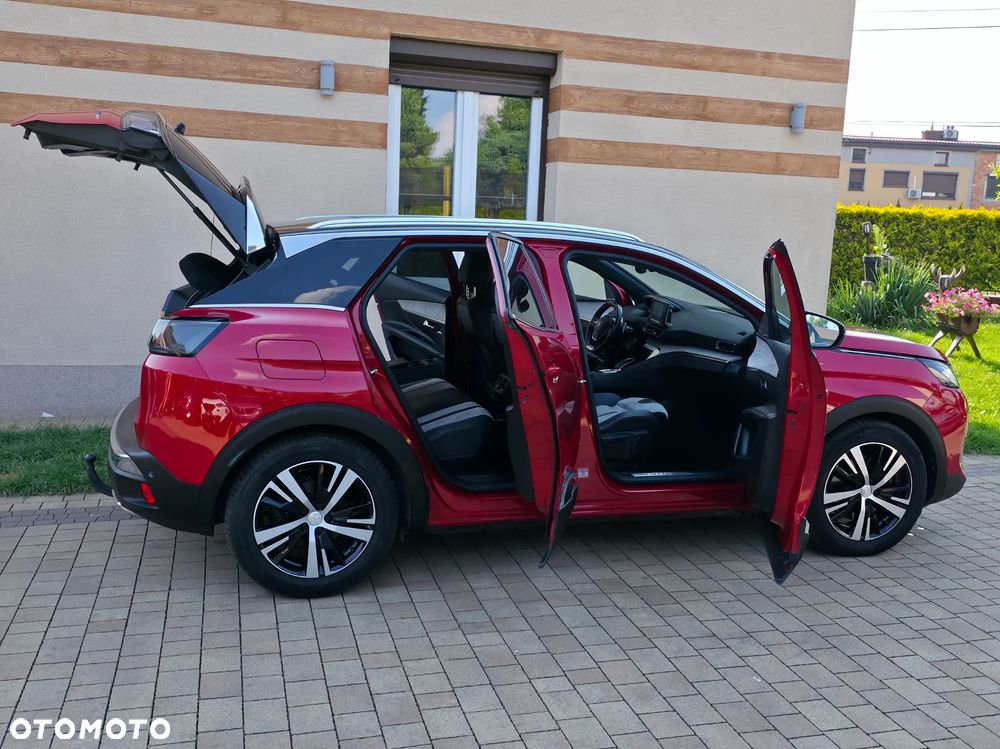 Peugeot 3008 1.6 PureTech HYbrid4 GT S&S EAT8 - 17