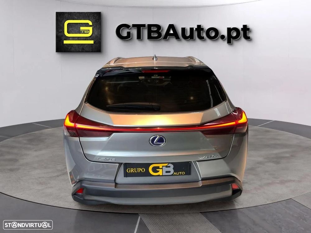 Lexus UX 250h Business - 8