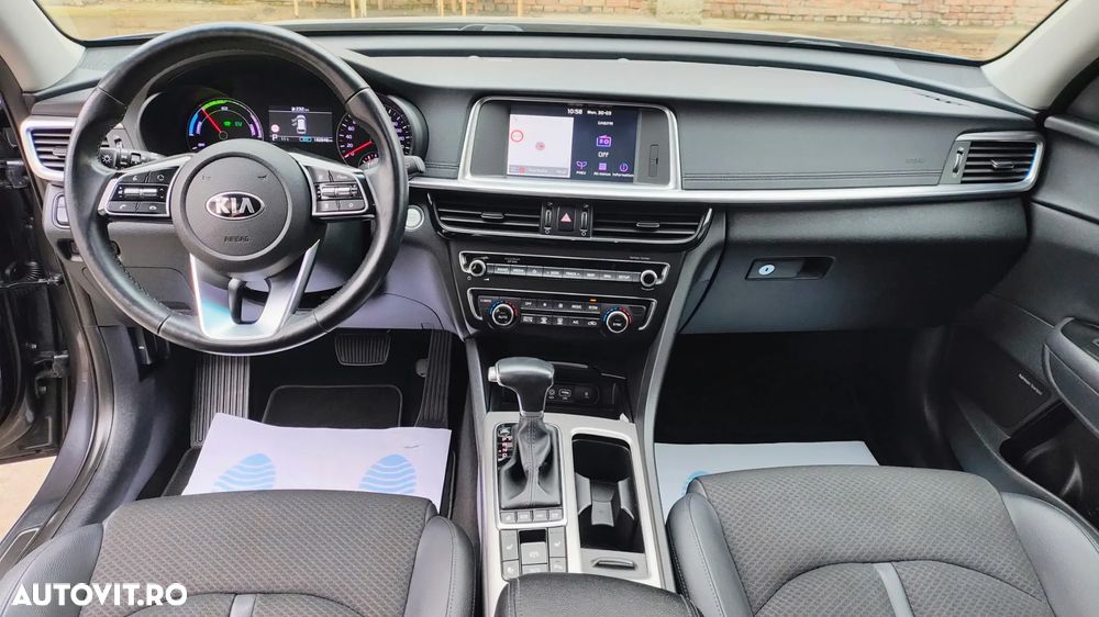 Kia Optima Sportagon 2.0 GDI Spirit - 9