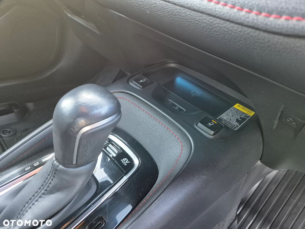 Toyota Corolla 1.8 Hybrid Selection - 13