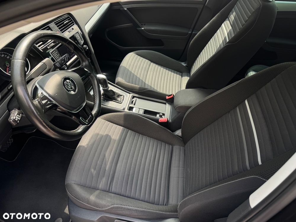 Volkswagen Golf 1.6 TDI BlueMotion Technology DSG Cup - 13