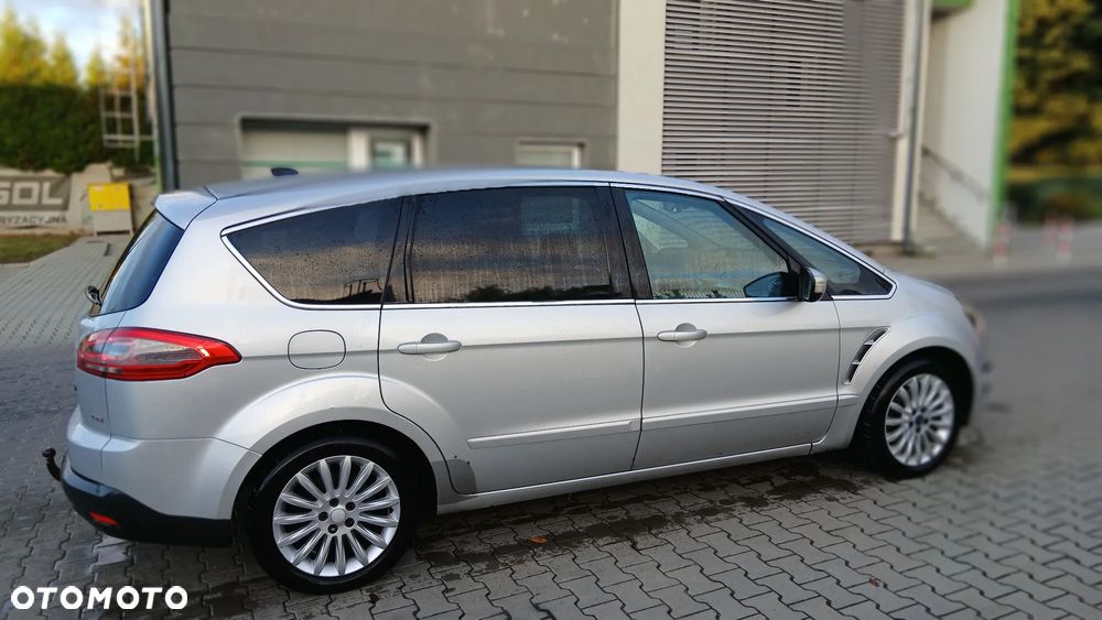 Ford S-Max - 9