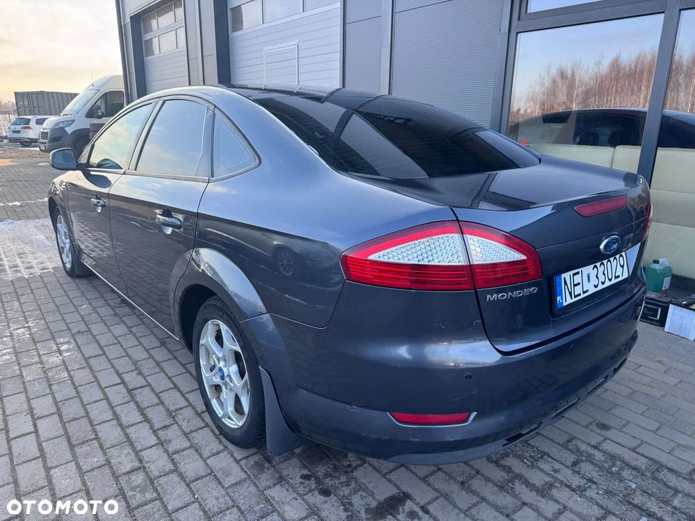 Ford Mondeo 2.0 TDCi Silver X - 33