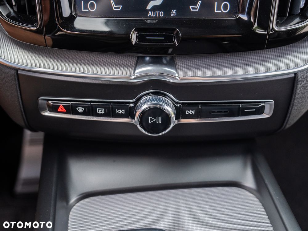 Volvo XC 60 D4 Geartronic RDesign - 33