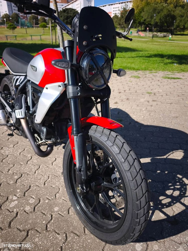 Ducati Scrambler 800 Icon - 11
